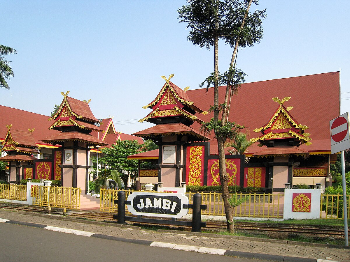 Rumah Adat Jambi Rumah Panggung Kajang Leko Nama Dan Ciri